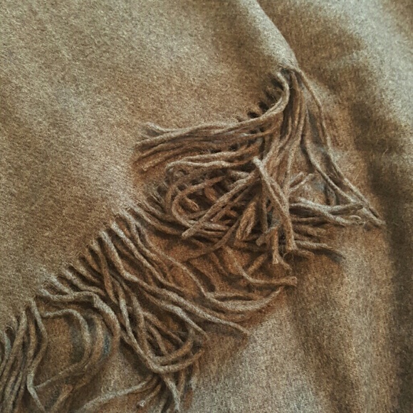 Gray Wrap - Picture 2 of 2